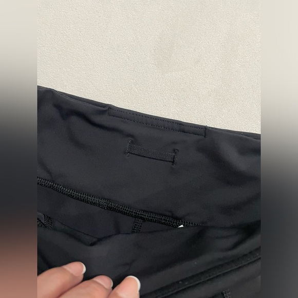 Lululemon Wunder Train Black Leggings Crop With Pockets mesh details Size 4 - Picture 5 of 12
